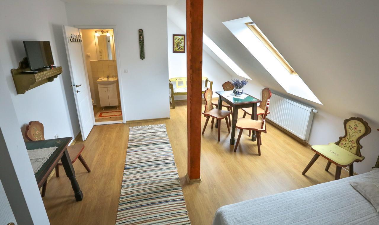 Hotel Casa Julia Odorheiu Secuiesc Zewnętrze zdjęcie